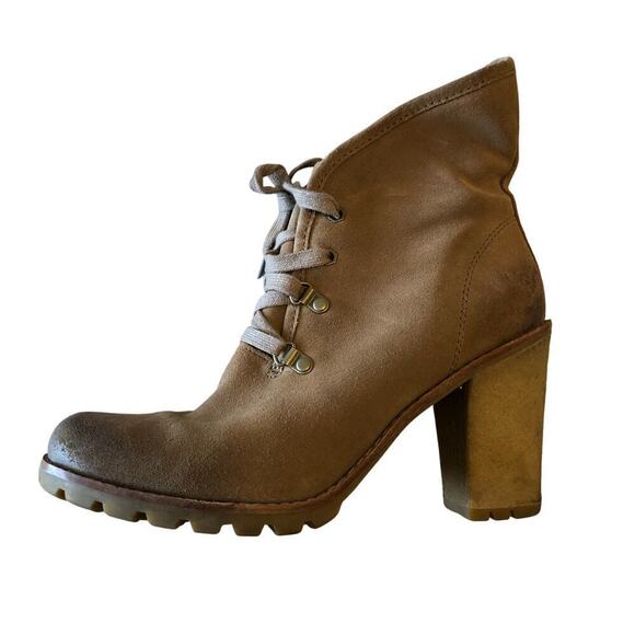 UGG Australia Calynda Seude Ankle Booties Womens Sz 10 Winter Cute Warm - Picture 1 of 10